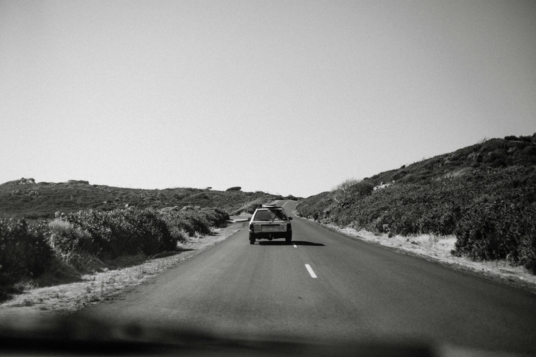 Before GPS Killed the Detour: The Forgotten Road Trip Philosophy That Made Every Wrong Turn Worth It
