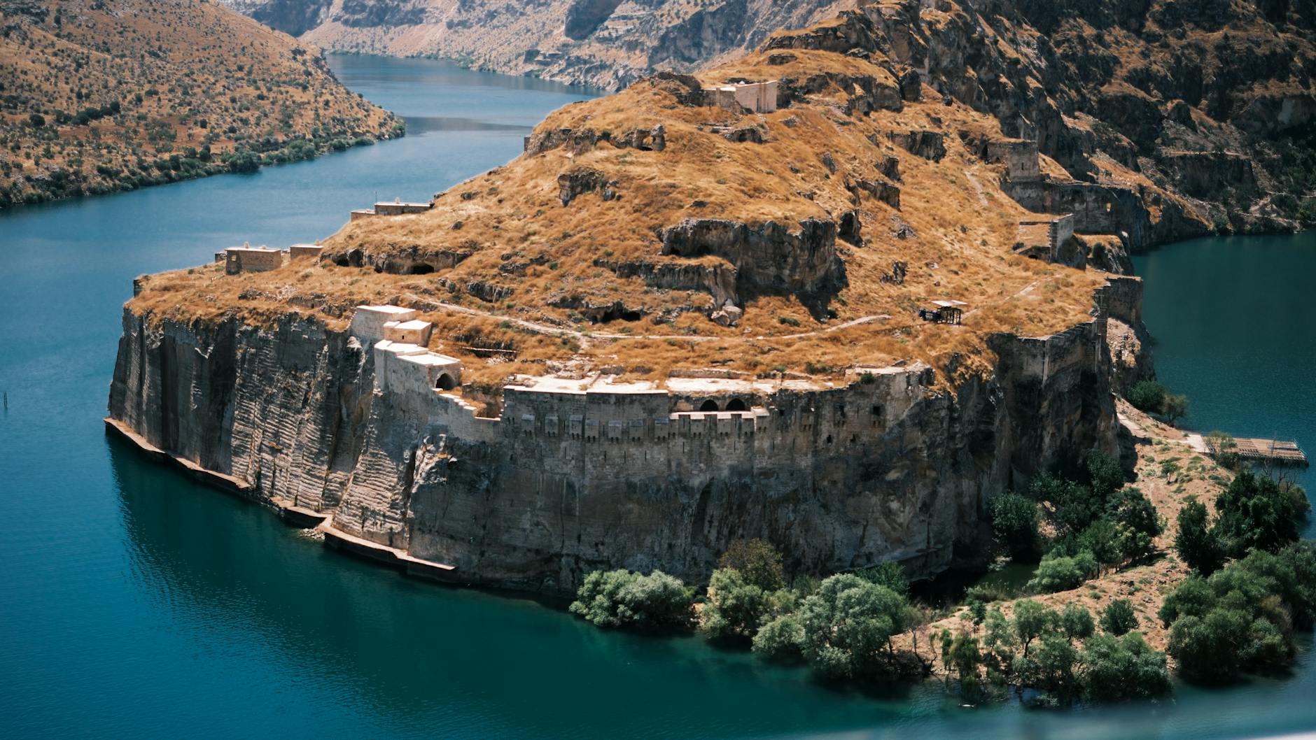 The Drowned Towns Sleeping Beneath Massachusetts' Most Beloved Reservoir